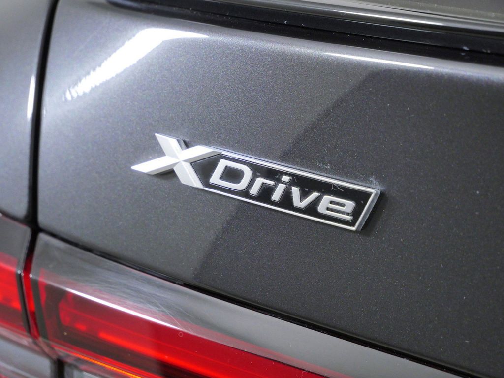 Thumbnail: 2026 BMW 5 Series - 24