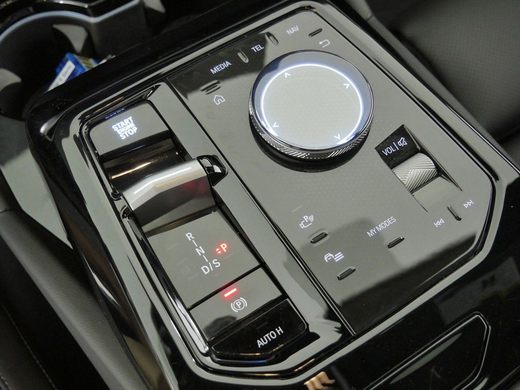 Thumbnail: 2026 BMW 5 Series - 49