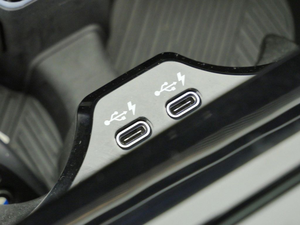 Thumbnail: 2026 BMW 5 Series - 50