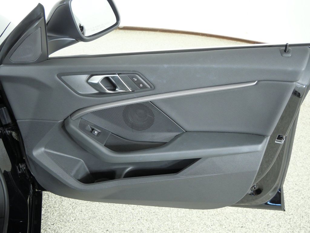 Thumbnail: 2024 BMW 2 Series - 29