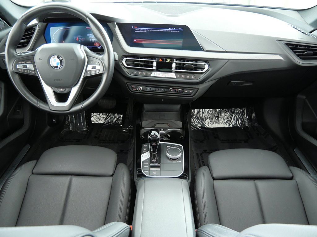 Thumbnail: 2024 BMW 2 Series - 2