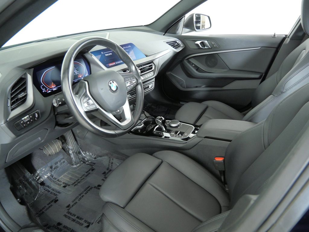 Thumbnail: 2024 BMW 2 Series - 38