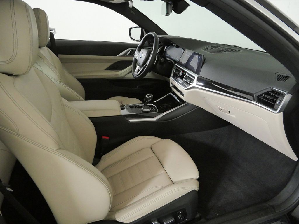 Thumbnail: 2021 BMW 4 Series - 10