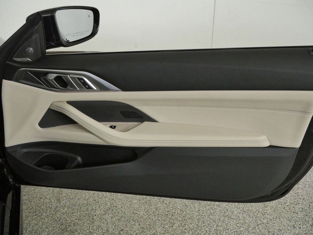 Thumbnail: 2021 BMW 4 Series - 28