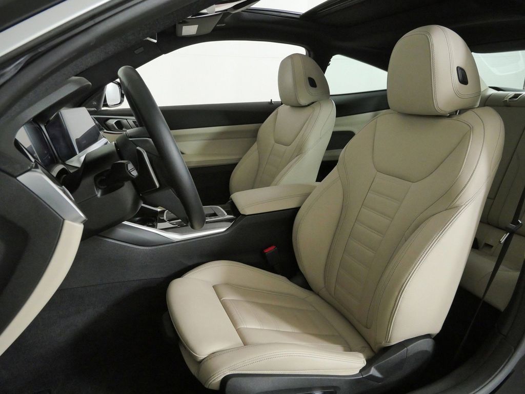 Thumbnail: 2021 BMW 4 Series - 34