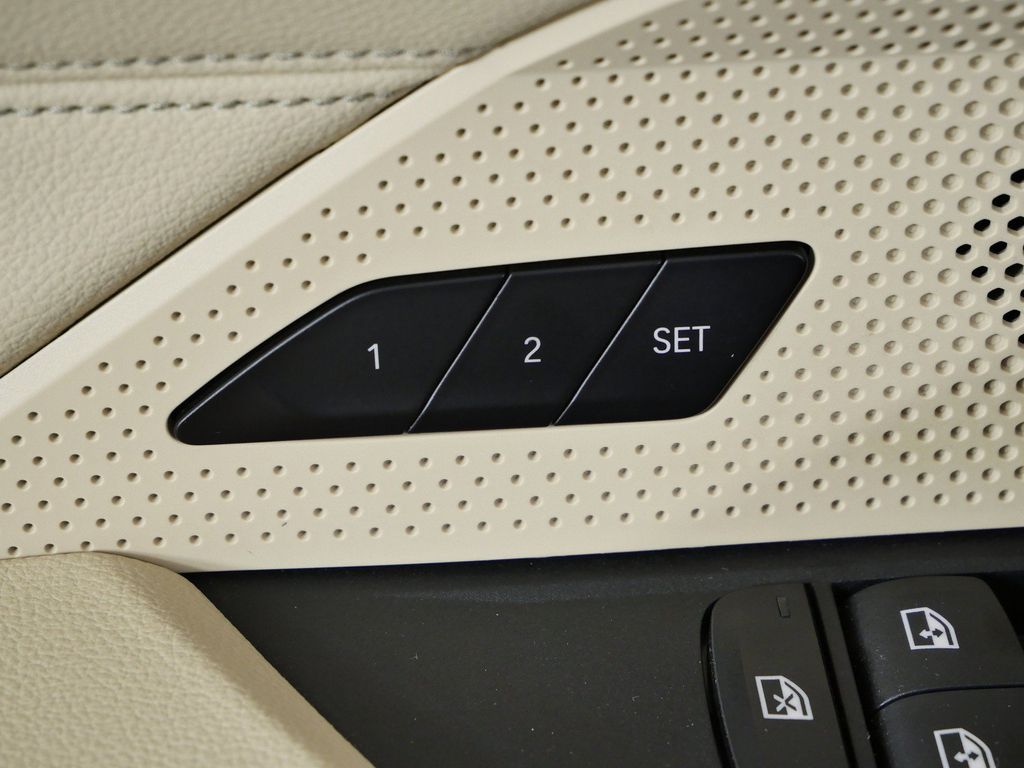 Thumbnail: 2024 BMW 4 Series - 40
