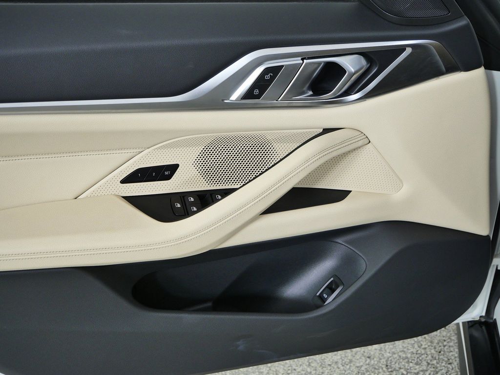 Thumbnail: 2024 BMW 4 Series - 39
