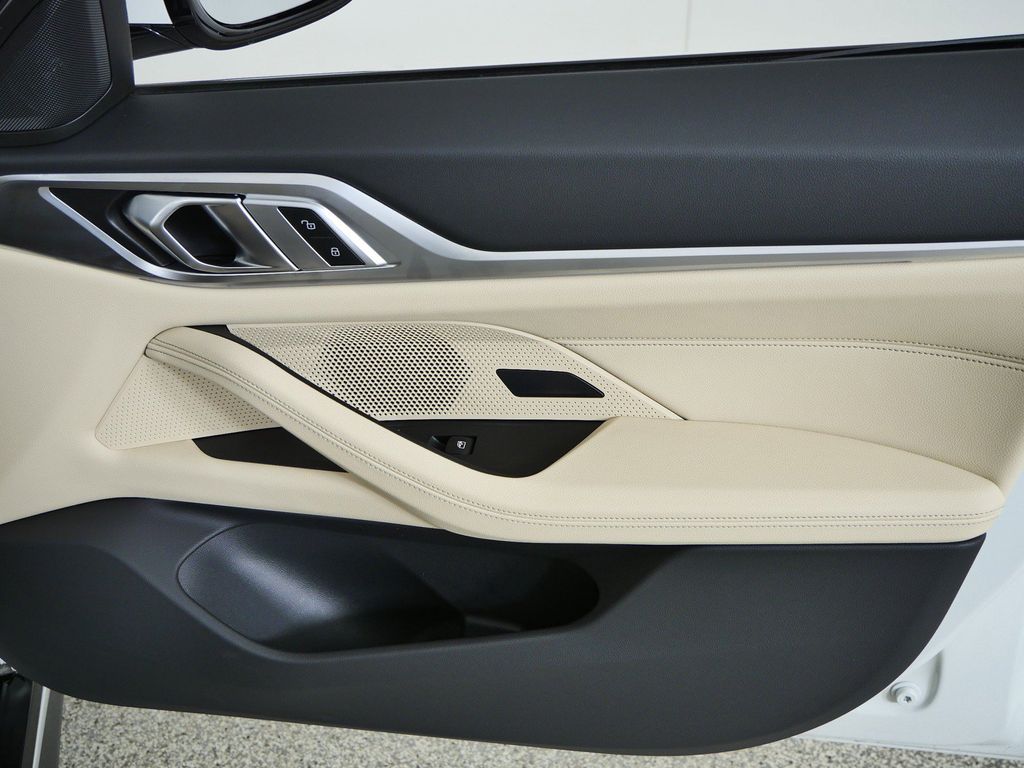 Thumbnail: 2024 BMW 4 Series - 30