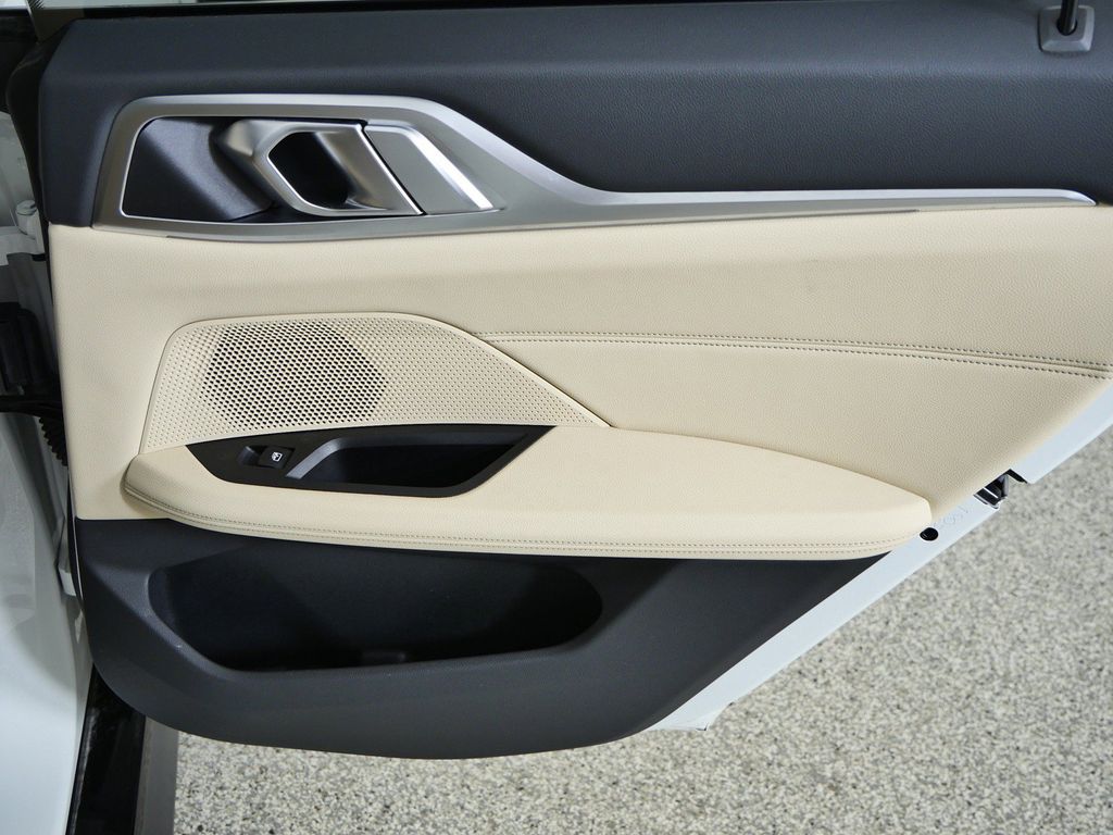Thumbnail: 2024 BMW 4 Series - 32