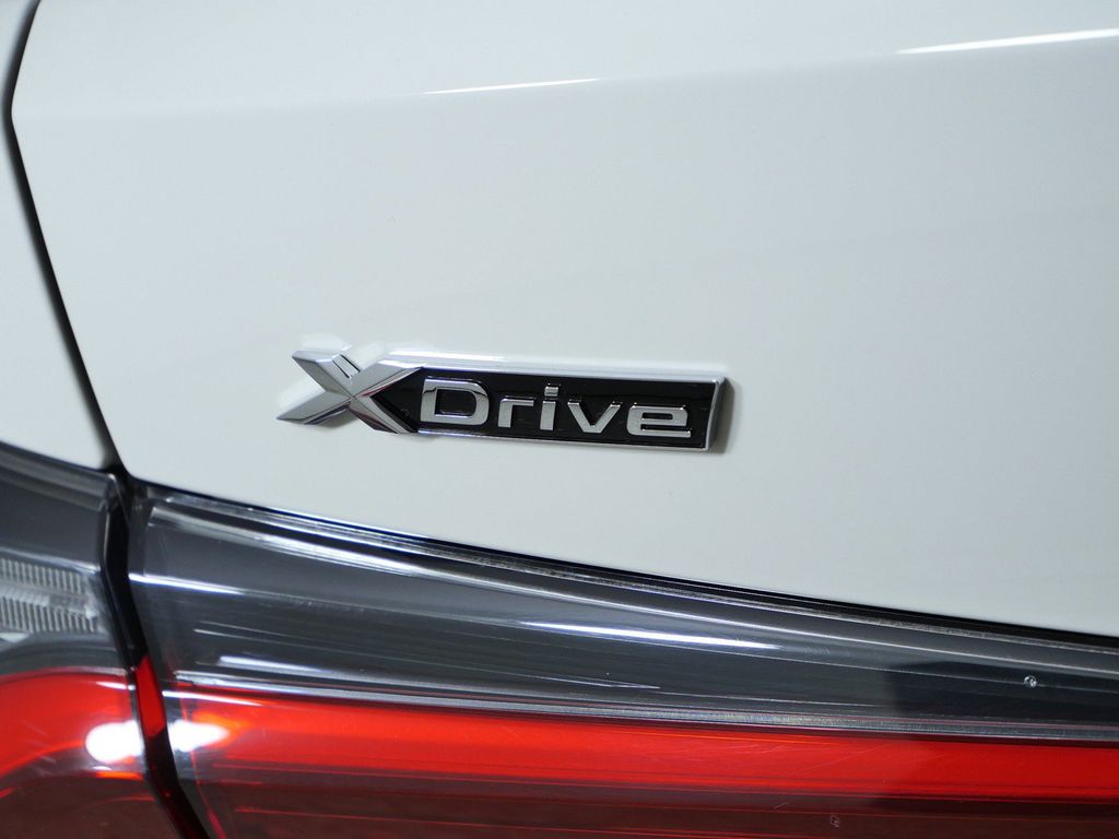 Thumbnail: 2024 BMW 4 Series - 25