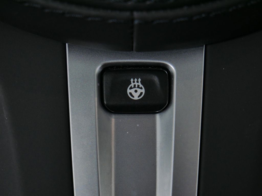 Thumbnail: 2023 BMW 5 Series - 47