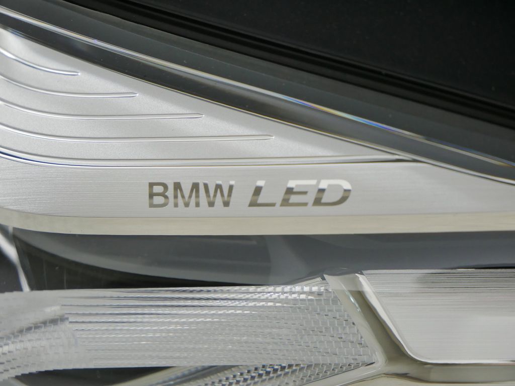 Thumbnail: 2023 BMW 5 Series - 7