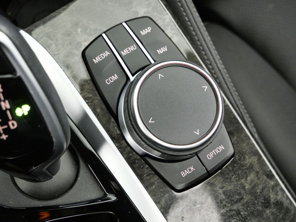 Thumbnail: 2023 BMW 5 Series - 48