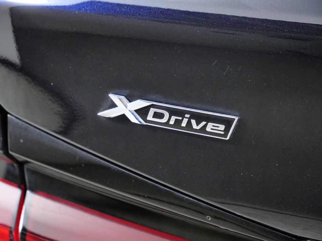 Thumbnail: 2023 BMW 5 Series - 23