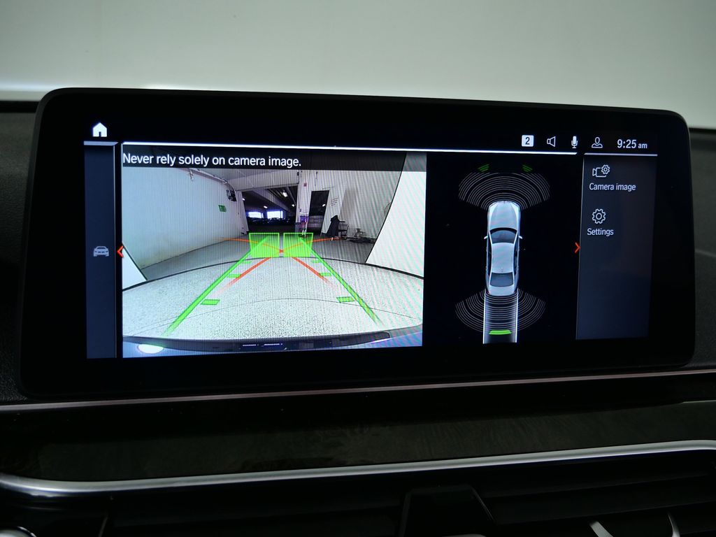 Thumbnail: 2023 BMW 5 Series - 49