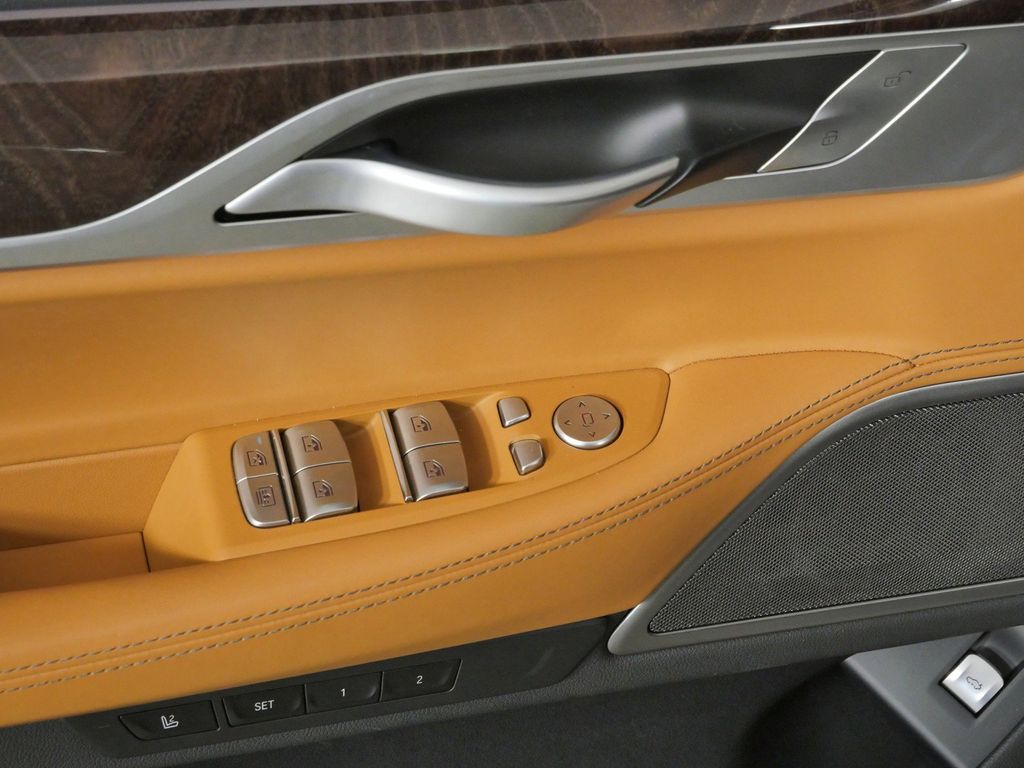 Thumbnail: 2022 BMW 7 Series - 41