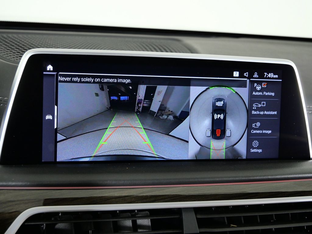 Thumbnail: 2022 BMW 7 Series - 50