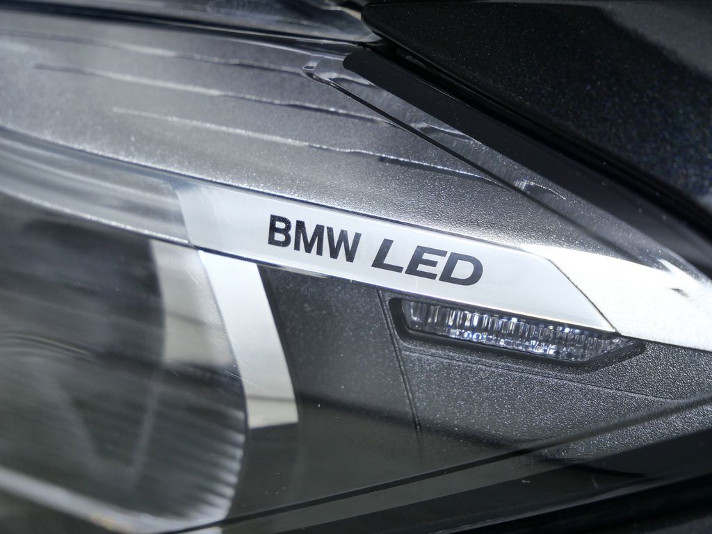 Thumbnail: 2022 BMW 7 Series - 6