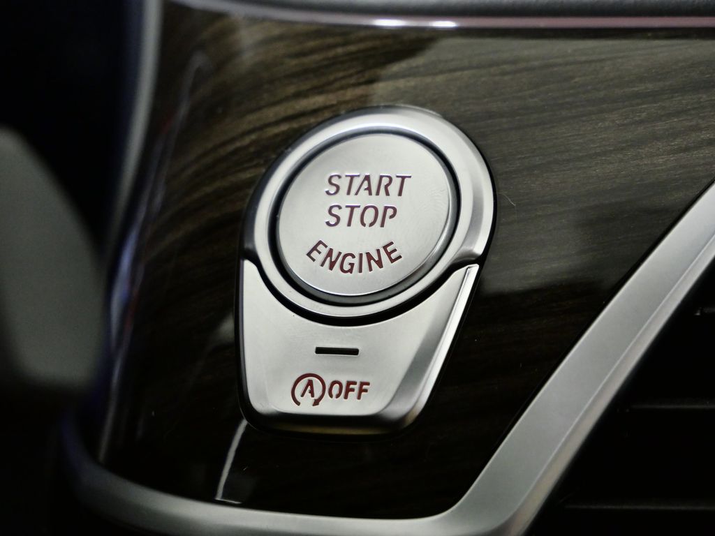 Thumbnail: 2022 BMW 7 Series - 47