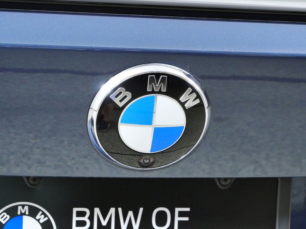 Thumbnail: 2025 BMW 4 Series - 25
