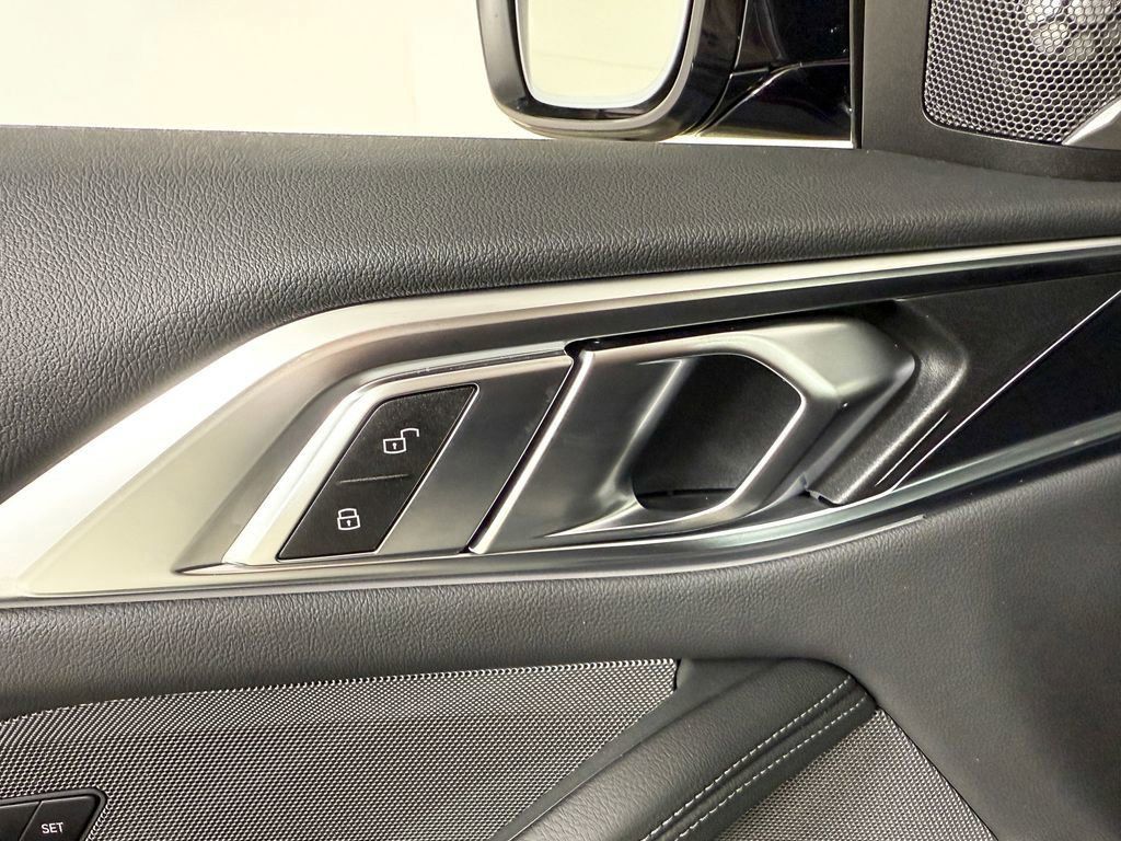 Thumbnail: 2026 BMW 4 Series - 40