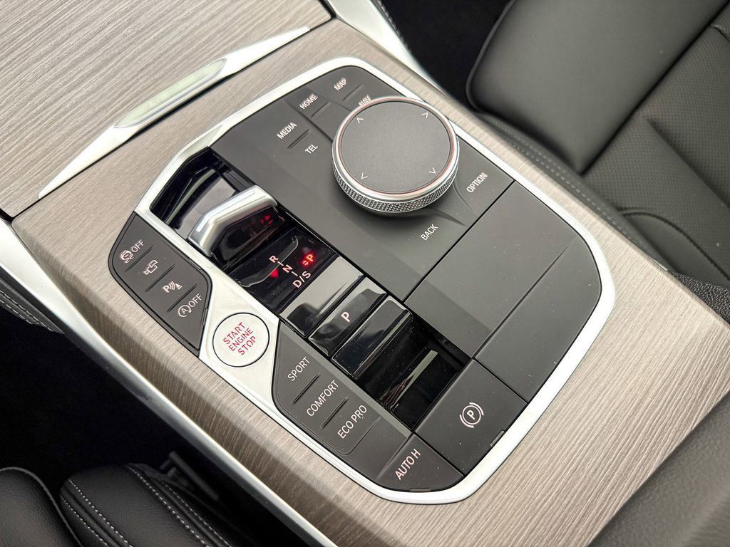 Thumbnail: 2026 BMW 4 Series - 13