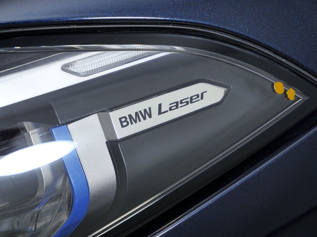 Thumbnail: 2024 BMW 8 Series - 6