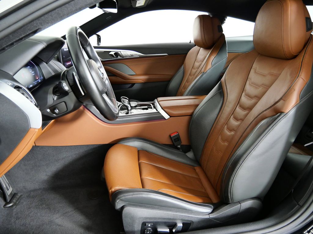 Thumbnail: 2024 BMW 8 Series - 36