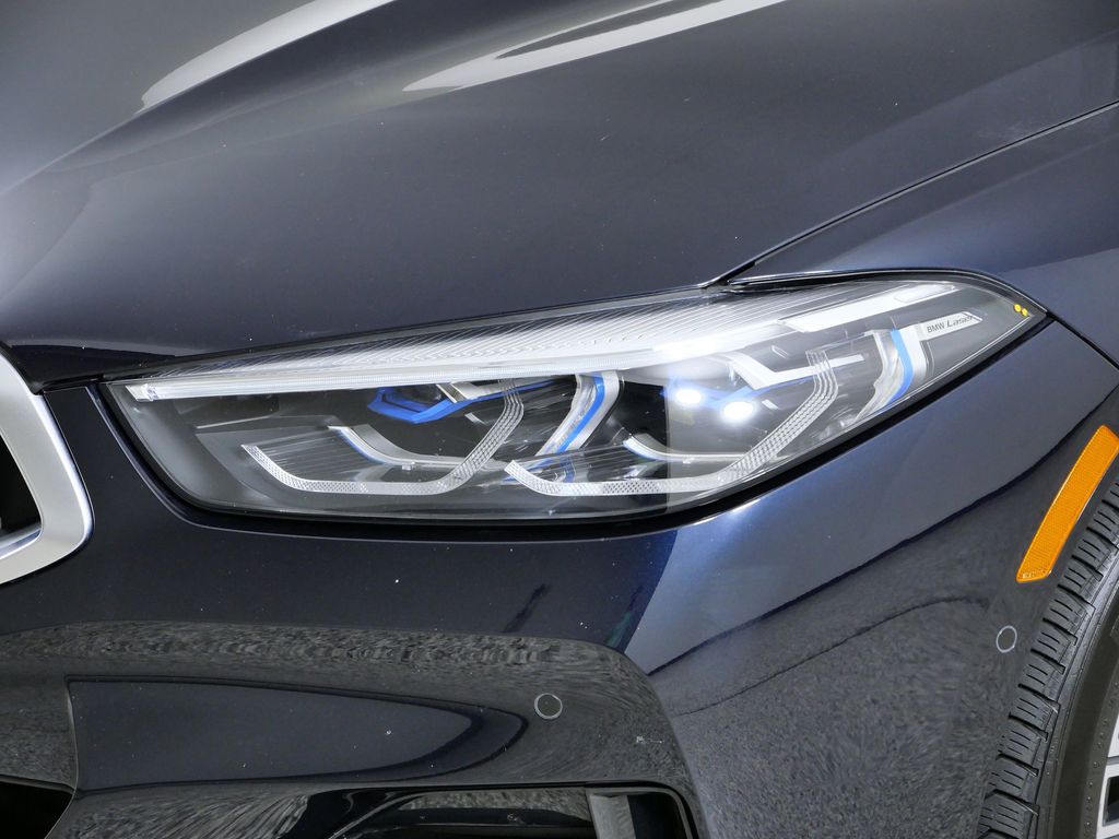 Thumbnail: 2024 BMW 8 Series - 16