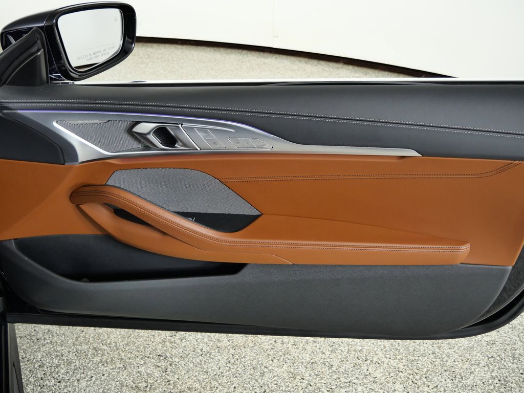 Thumbnail: 2024 BMW 8 Series - 28