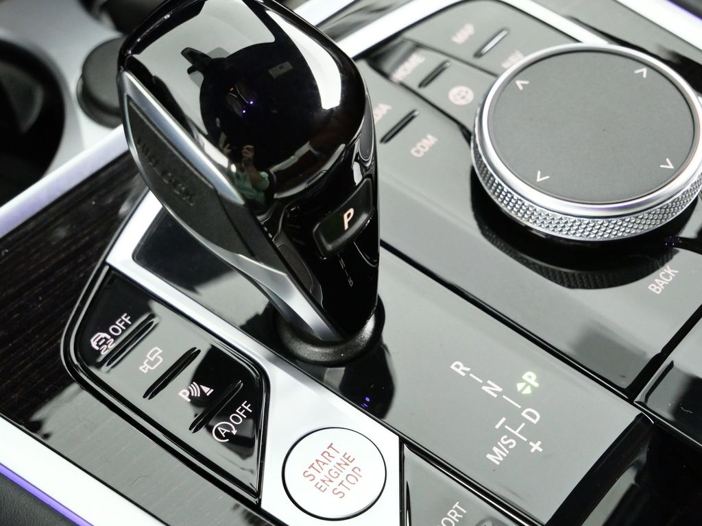 Thumbnail: 2024 BMW 8 Series - 48