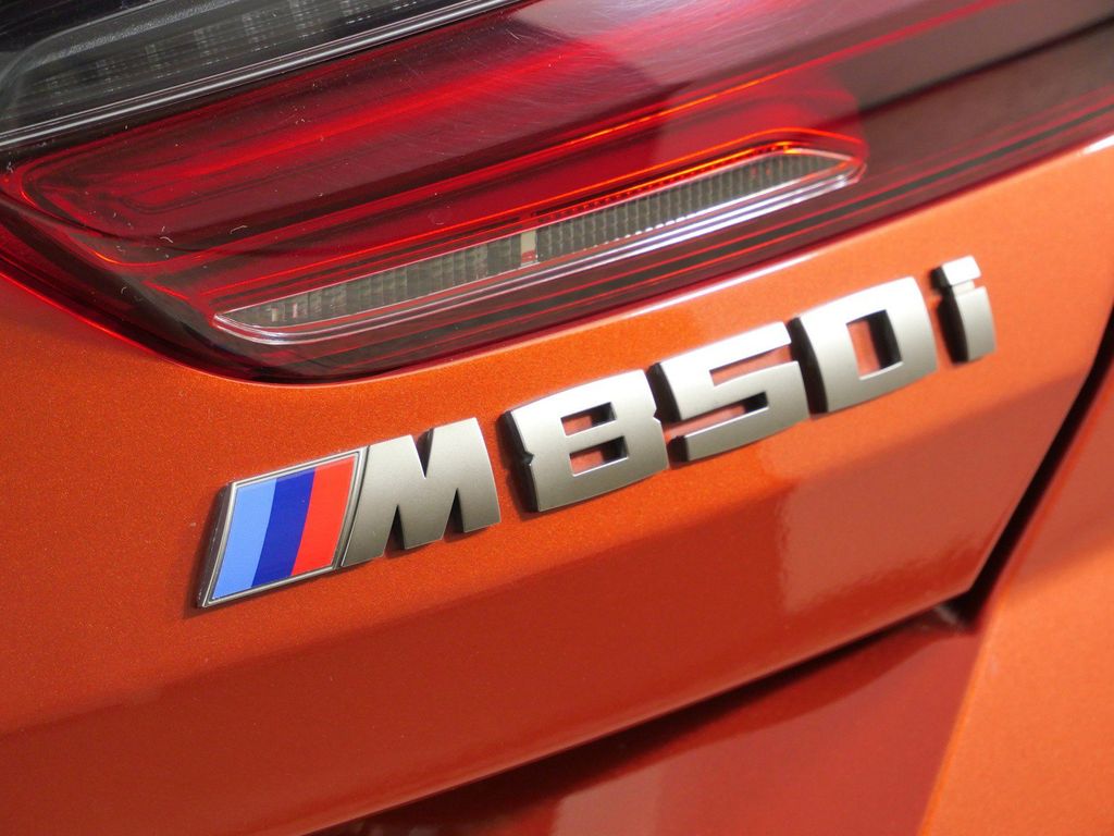 Thumbnail: 2019 BMW 8 Series - 24