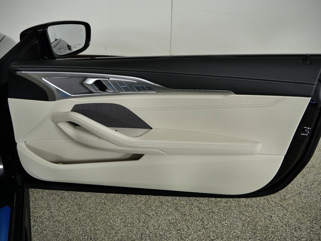 Thumbnail: 2026 BMW 8 Series - 29