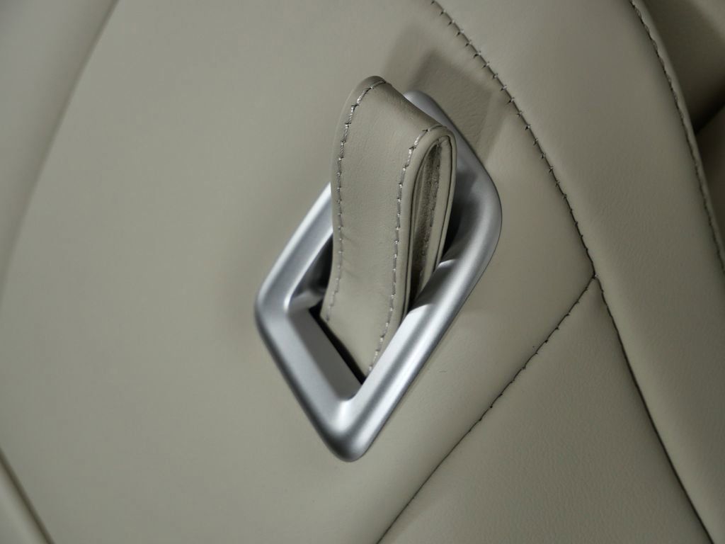 Thumbnail: 2026 BMW 8 Series - 32