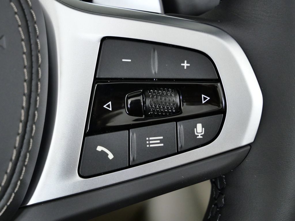 Thumbnail: 2026 BMW 8 Series - 45