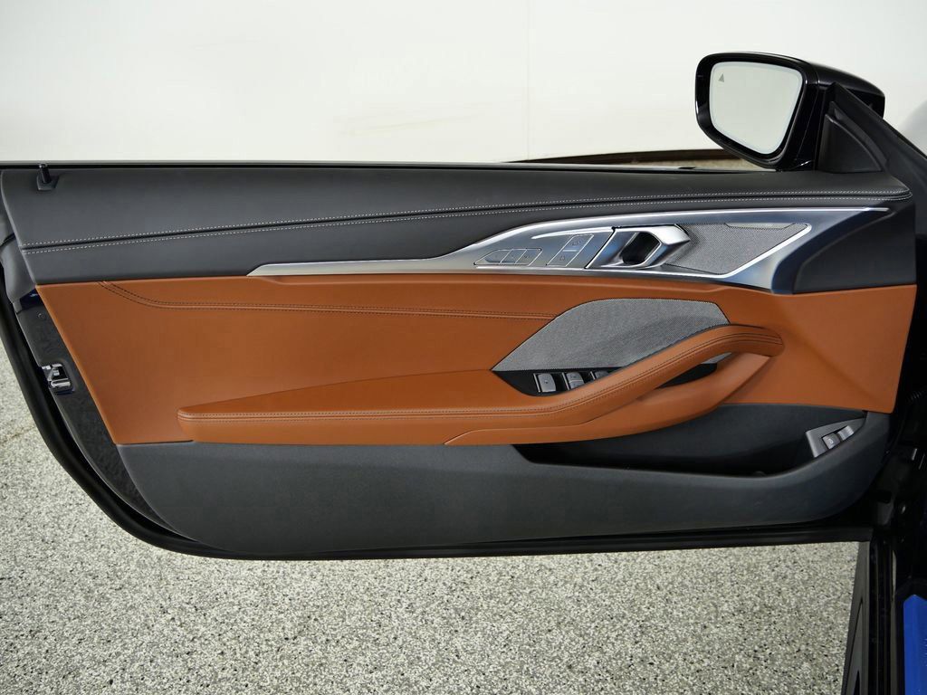 Thumbnail: 2026 BMW 8 Series - 32
