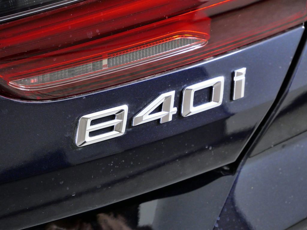 Thumbnail: 2026 BMW 8 Series - 22