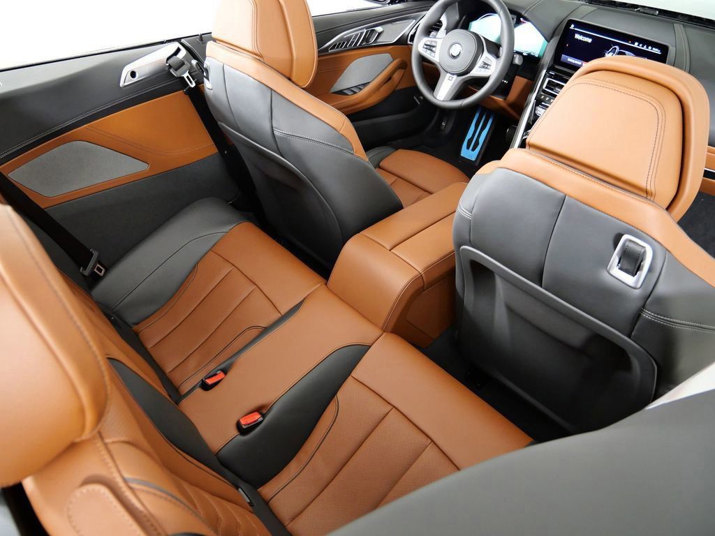 Thumbnail: 2026 BMW 8 Series - 30