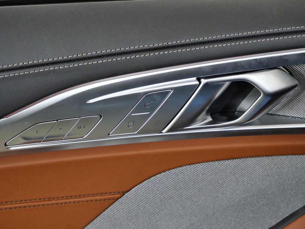 Thumbnail: 2026 BMW 8 Series - 36