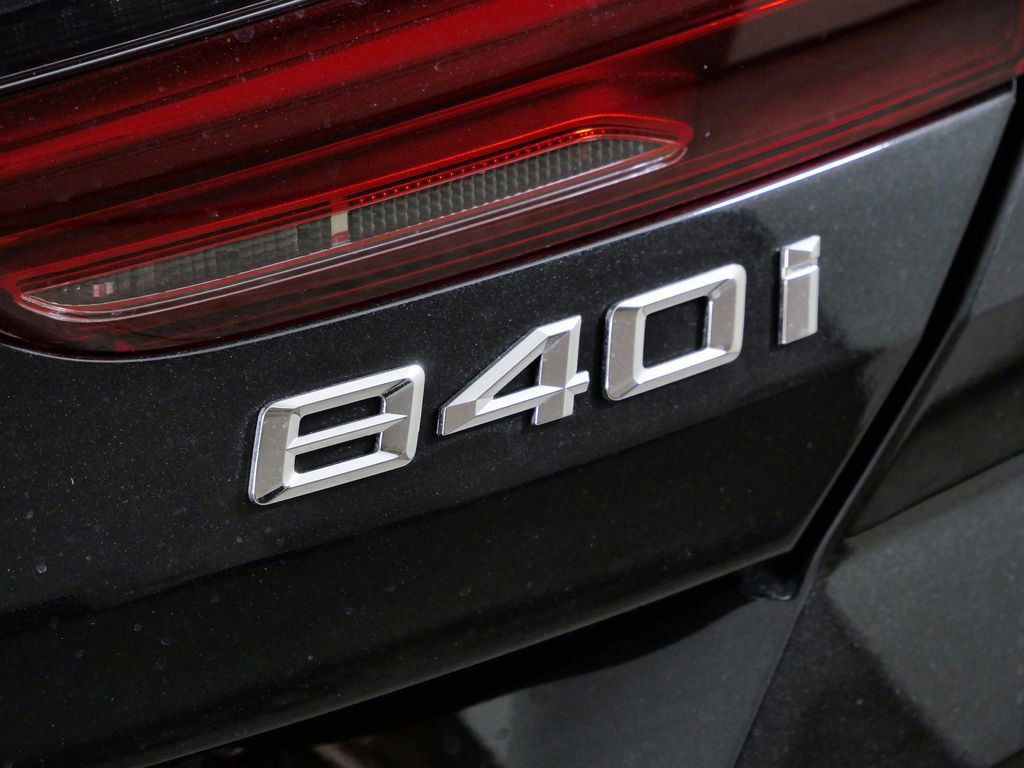 Thumbnail: 2026 BMW 8 Series - 23