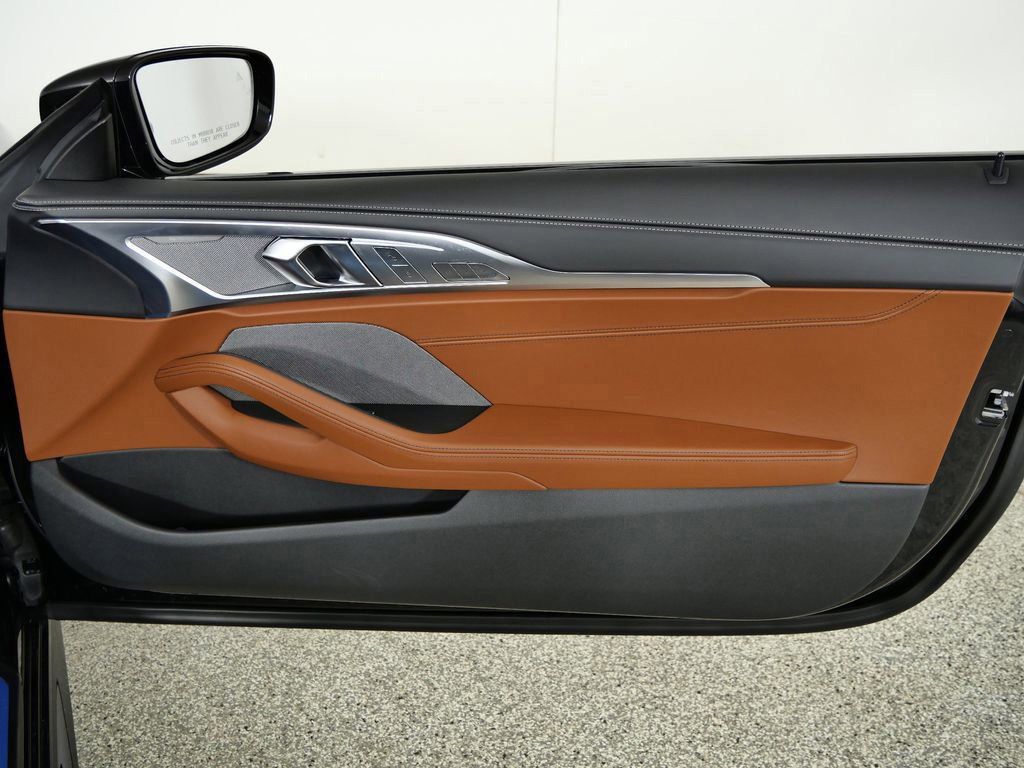Thumbnail: 2026 BMW 8 Series - 27