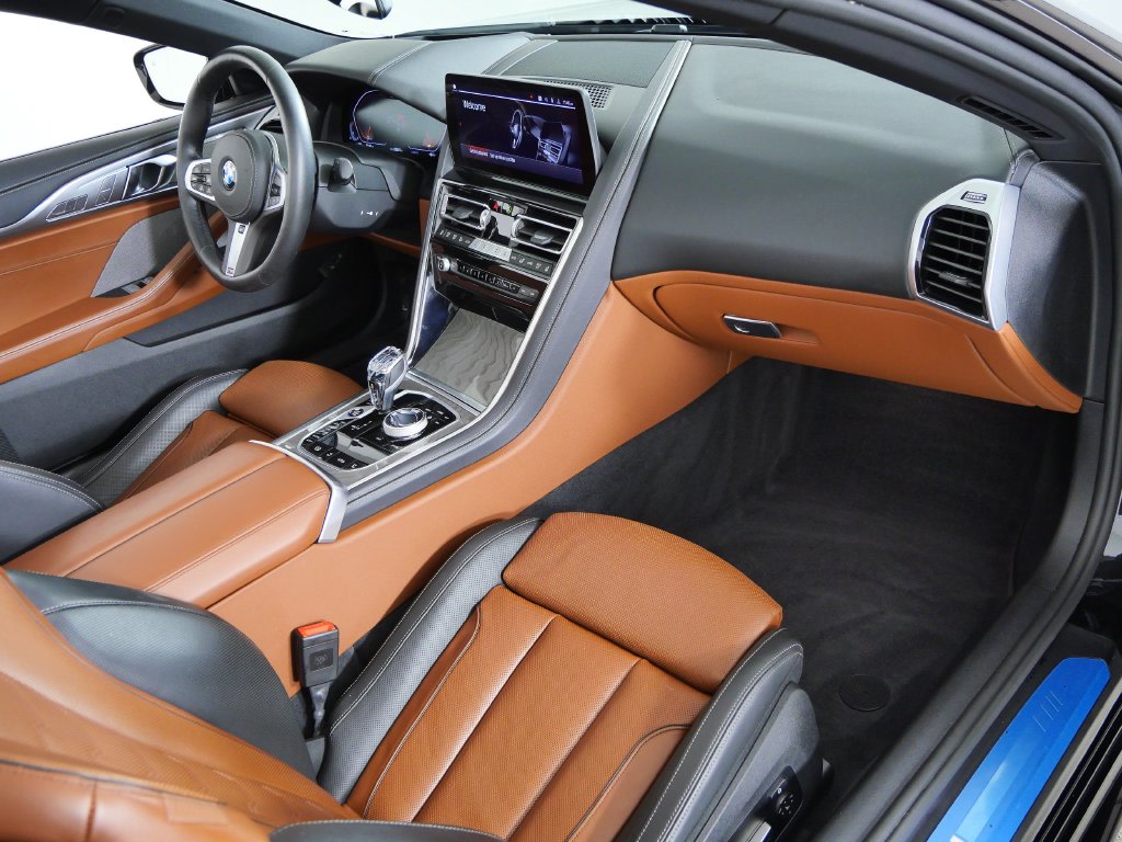 Thumbnail: 2026 BMW 8 Series - 8