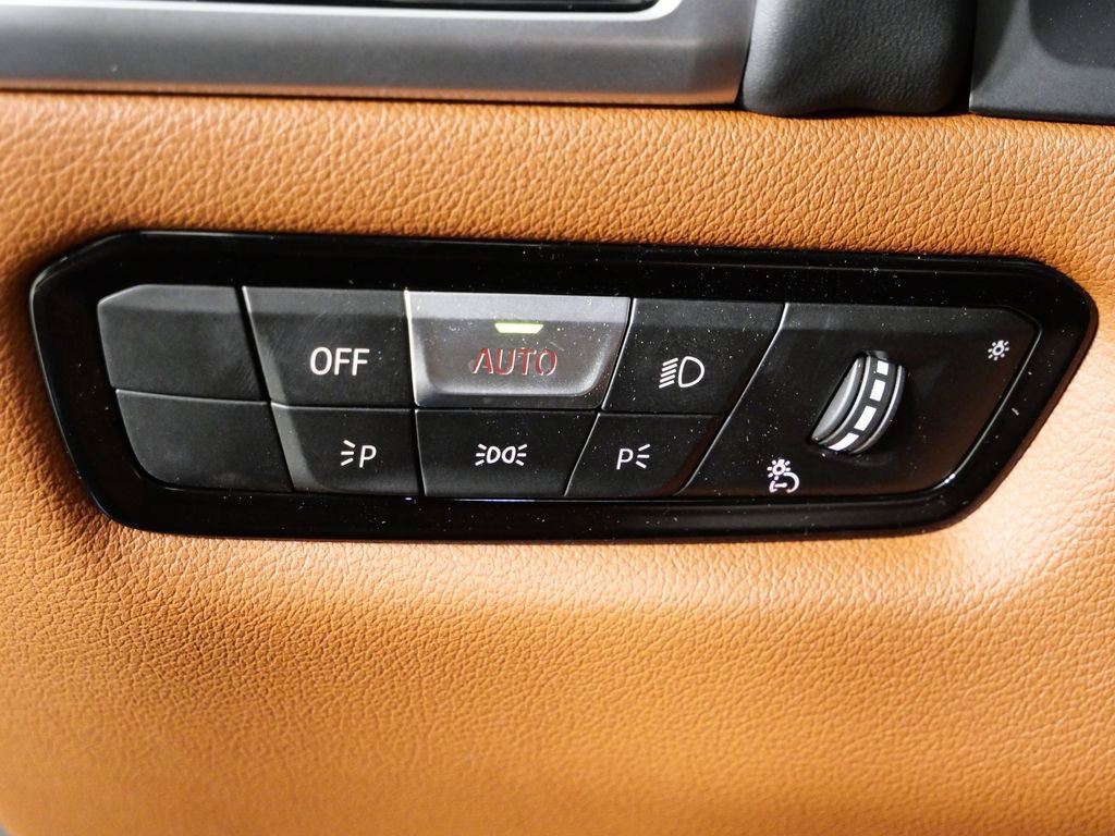 Thumbnail: 2026 BMW 8 Series - 40