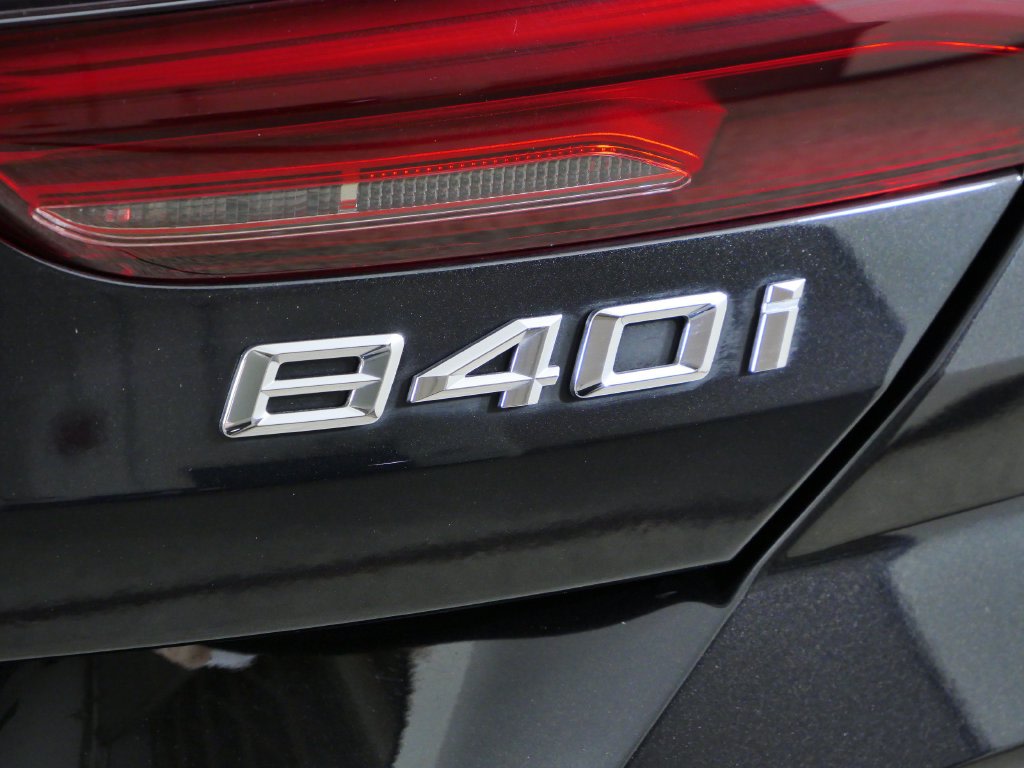 Thumbnail: 2026 BMW 8 Series - 25