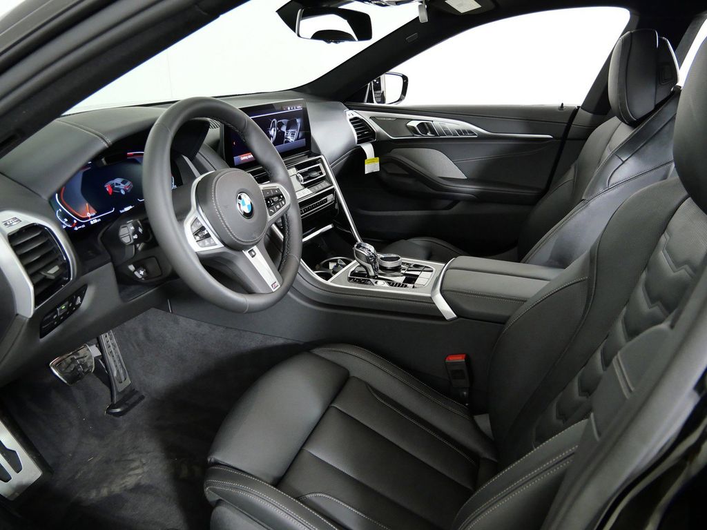 Thumbnail: 2026 BMW 8 Series - 36