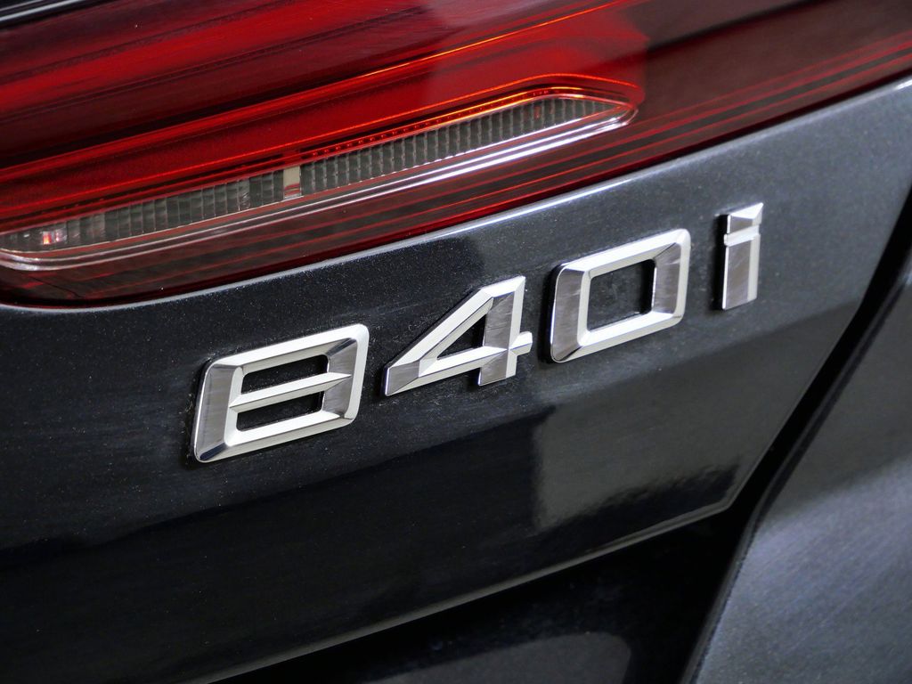 Thumbnail: 2026 BMW 8 Series - 22