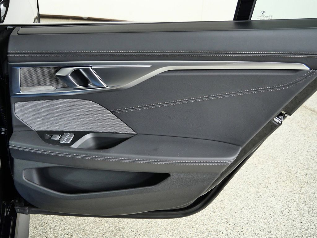 Thumbnail: 2026 BMW 8 Series - 29
