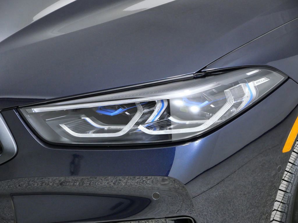 Thumbnail: 2026 BMW 8 Series - 15