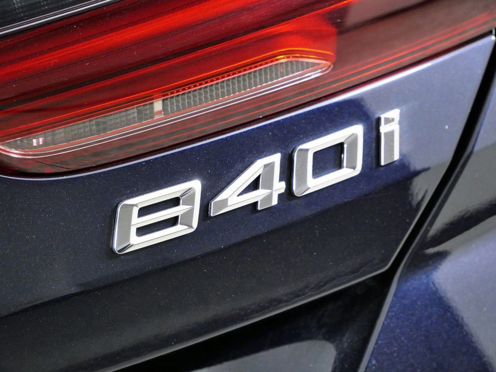 Thumbnail: 2026 BMW 8 Series - 22