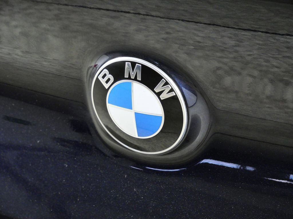 Thumbnail: 2026 BMW 8 Series - 21